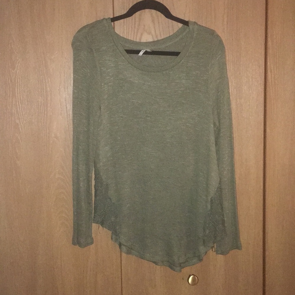 Mudd Sweater with lace details